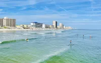 Holiday Inn Express & Suites OCEANFRONT DAYTONA BCH SHORES by IHG - Beach