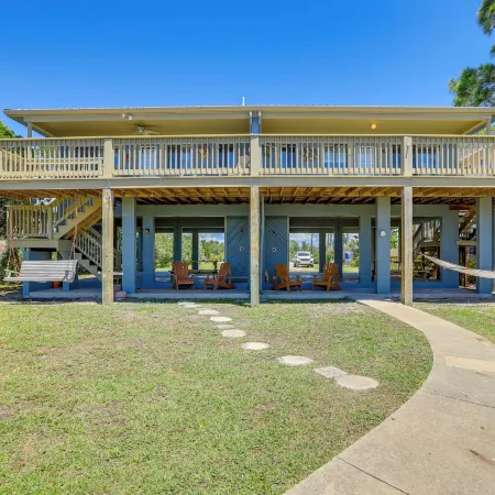 Waterfront Cedar Key Duplex Home: Grill & Dock!
