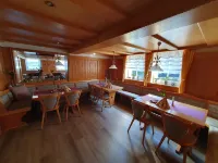 Brauner Hirsch Hotels in GroBalmerode