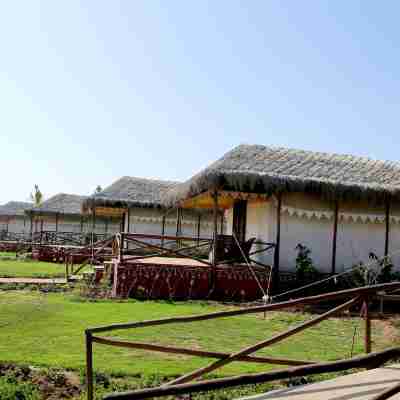 Serena Beach Resort Hotel Exterior