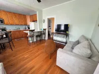Huge 3 Bedrooms Apt 15 Minutes to NY City Hotels in North Bergen