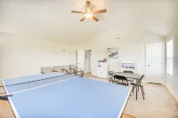 Stunning Cape Charles Retreat ~ 1 Mi to Beach - 3 estrellas
