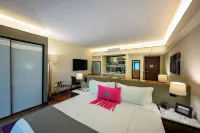Las Suites Campos Eliseos - Rooftop Pools
