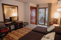 Riu Nere Mountain Hotel - parking