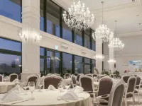 Grand Hotel Palladium Hotels near Hadern