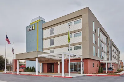 Home2 Suites by Hilton Sacramento at Csus Hotel in zona Riverside Hall School of Engineering and Computer Science