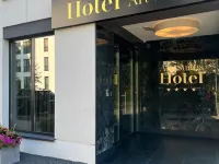 Art Suites Luxury Hotel Hotels near Debniki
