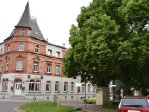 Hotel Zur Eiche Hoteles en Meerane