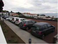 Azores Youth Hostels - Pico - parking