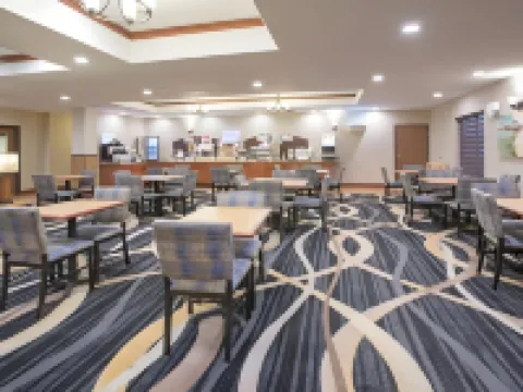 Holiday Inn Express & Suites GLENDIVE by IHG Hotels in Glendive