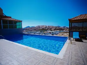 Petra Moon Hotel