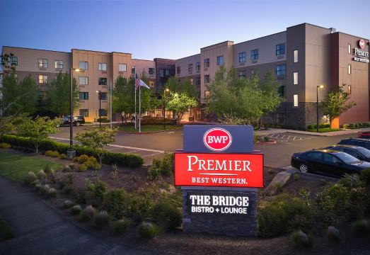 베스트 웨스턴 프리미어 호텔 앳 피셔스 랜딩 외관