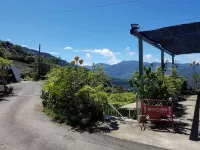 Capstone Zhao Ming Yuan Bed and Breakfast Hoteller i Zhuqi Township