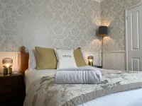 Fairlawn House Hotel a Shrewton