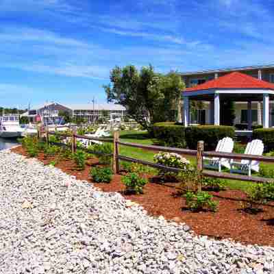 Riverview Resort Hotel Exterior