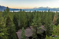 Walk to Lake, Dining+Shops 5Mins to Ski Resort Incline Paradise by Avantstay