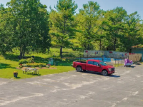 Super 8 by Wyndham Kingston キングストンのホテル
