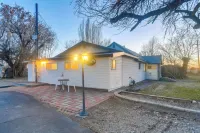 Farmhouse w/ Horse Corral Near Wind River Arena - Wifi
