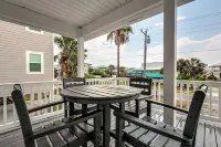Gulf Shores Cottage w/ Water Views, Walk to Beach! - Merinäköala