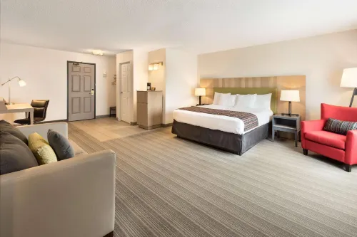 Country Inn & Suites by Radisson, Chippewa Falls, WI
