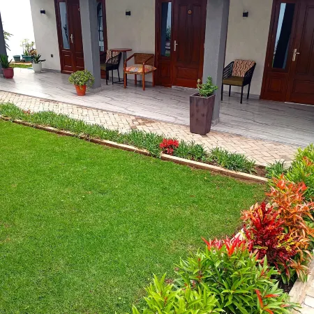 Ashe Oleng House