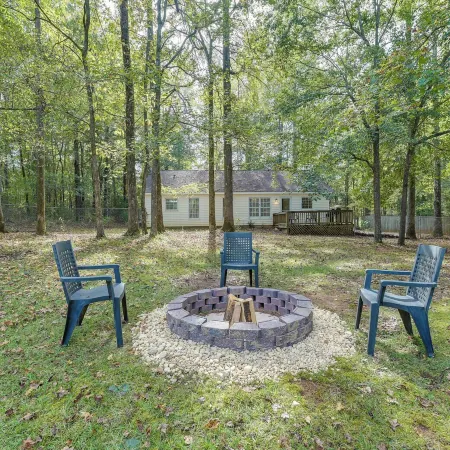 Pet-Friendly Lagrange Vacation Rental w/ Deck!