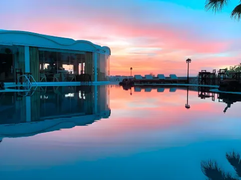 Villa Manos Hotel Отели рядом с Аэропорт Санторини