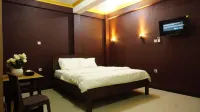 Guest House Halal Square Hotel a Bontang Utara
