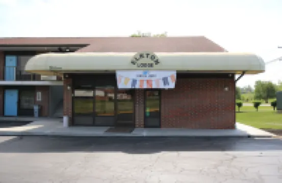 Elkton Lodge - Newark - Elkton University Gateway