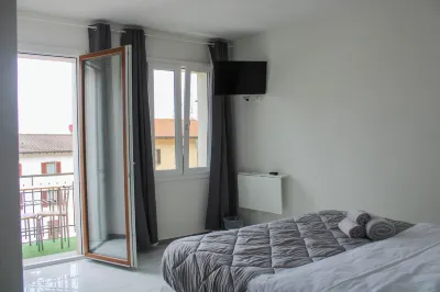 La rosa dei pepoli Hotel in zona Rocchetta Mattei