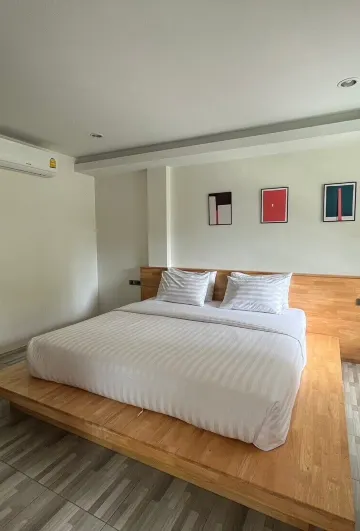 ห้องซูพีเรียร์ เตียงใหญ่ 1 เตียง