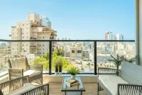 Sea Breeze Netanya Retreat by Sea N' Rent