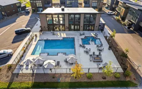 Charming Condo with large loft AC, WiFi in fabulous Whitefish