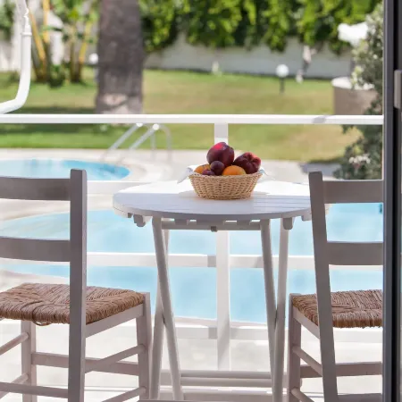 Polos Hotel Paros