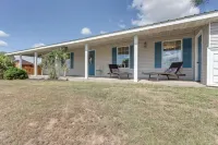 4 Mi to Pomme De Terre Lake: Large Home w/ Patio! - Wifi