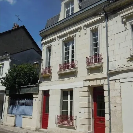 La Maison des Cochers- 1rst floor apartment- 1 stair -