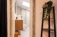 Le Sigorgne Downtown Station