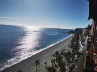 FRONT LINE BEACH PENTHOUSE