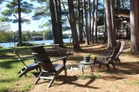 3 BR l Lakefront Cabin l Skiing I Snowmobiling
