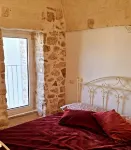 Structure located in the heart of the Itria Valley two very elegant private rooms