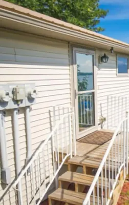 Leech lake cabin with gorgeous views!  2br/2ba pet friendly!