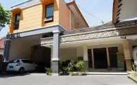 Grand Wijaya Hotel Hotels near Buleleng Agro III DEMPLOT MANGGA