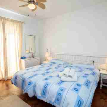 BAJAMAR II 2 MENYBER Rooms