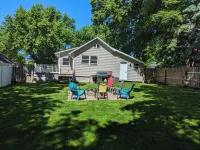 Arnolds Park Cabin with Kayaks, Bikes, and Golf Cart