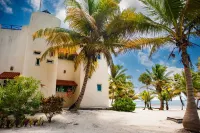 Yum Botic Villa, Costa Maya Mahahual Mexico  -100 feet from beach!  home house Hotel in zona Beach Escape, Costa Maya