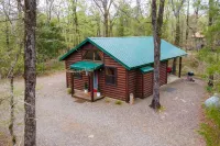 Studio Cabin with Beautiful Interiors and Modern Appliances - Cozy Inviting Hoteles en Condado de McCurtain