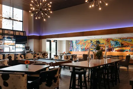 Revel Hotel des Moines Urbandale, Tapestry Collection by Hilton