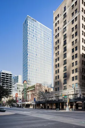 Hyatt Centric Congress Avenue Austin Отели рядом с достопримечательностью «Texas Memorial Museum»