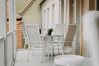 Domfreyheit No. 5 - exclusive vacation apartment in Naumburg