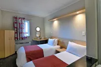 Road Lodge Carnival City - 2-Star